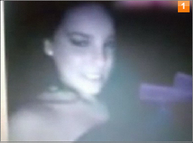 Belinda topless en su webcam